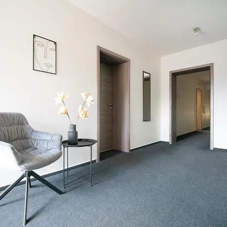Forest Retreat Apartino - U Lesa, Parkovani Zdarma, Starlink 250 Mbs, Terasa & Grill, Soukrome Ohniste, Nespresso, Netflix *