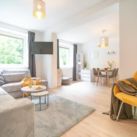 아파트 Forest Retreat Apartino - U Lesa, Parkovani Zdarma, Starlink 250 Mbs, Terasa & Grill, Soukrome Ohniste, Nespresso, Netflix *