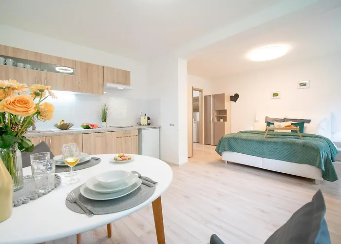 Forest Retreat Apartino - U Lesa, Parkování Zdarma, Starlink 250 Mbs, Terasa&grill, Soukromé Ohniště, Nespresso, Netflix Appartement Jeseník