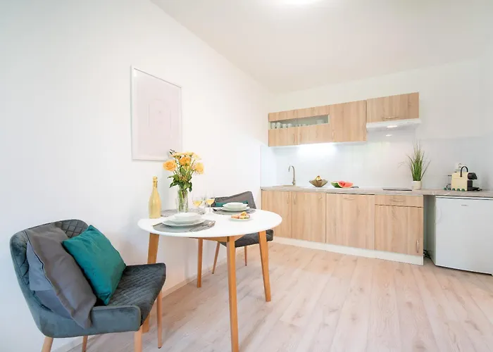 Appartement Forest Retreat Apartino - U Lesa, Parkování Zdarma, Starlink 250 Mbs, Terasa&grill, Soukromé Ohniště, Nespresso, Netflix
